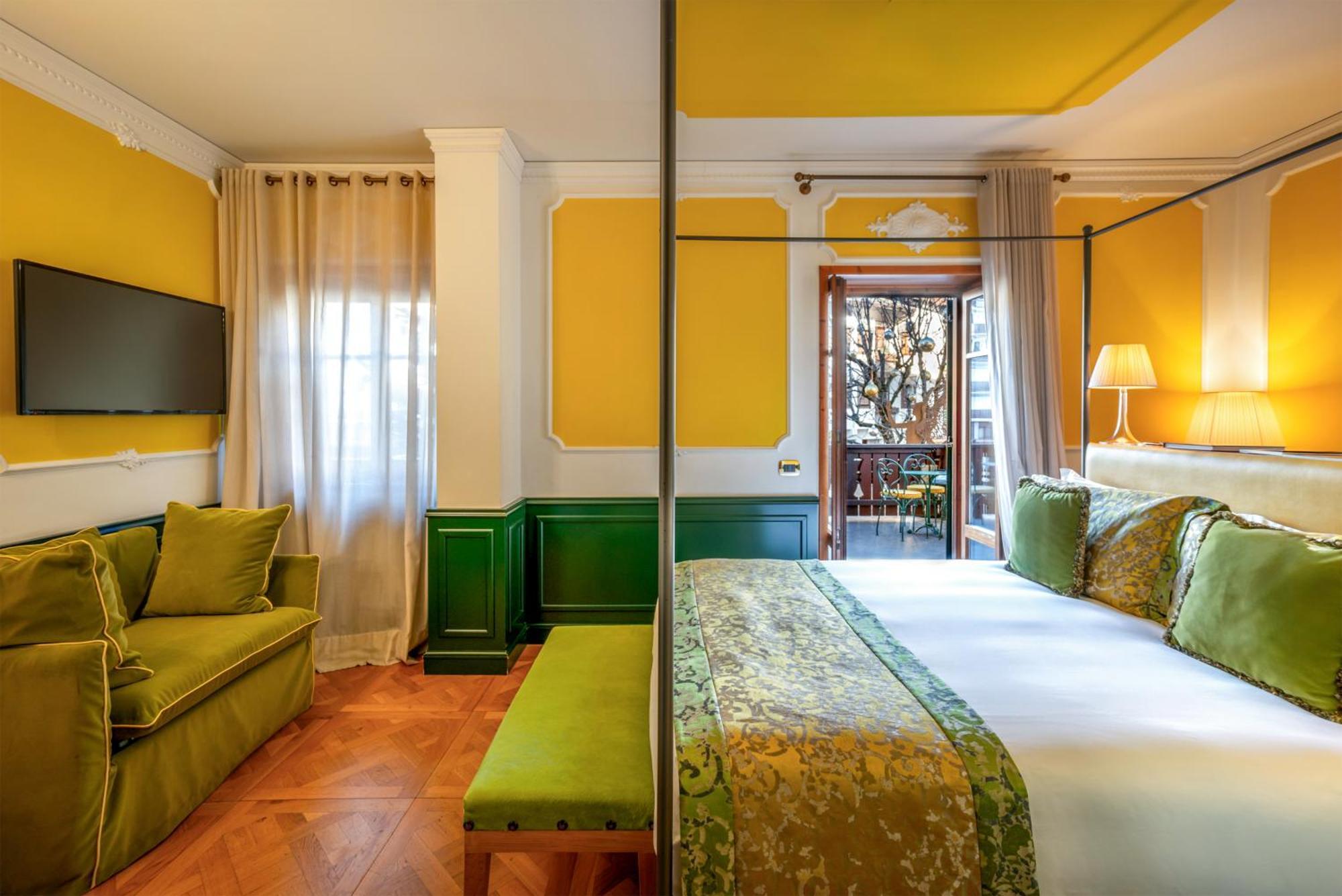 Ambra Cortina Luxury&Fashion Hotel Cortina dʼAmpezzo Exterior foto
